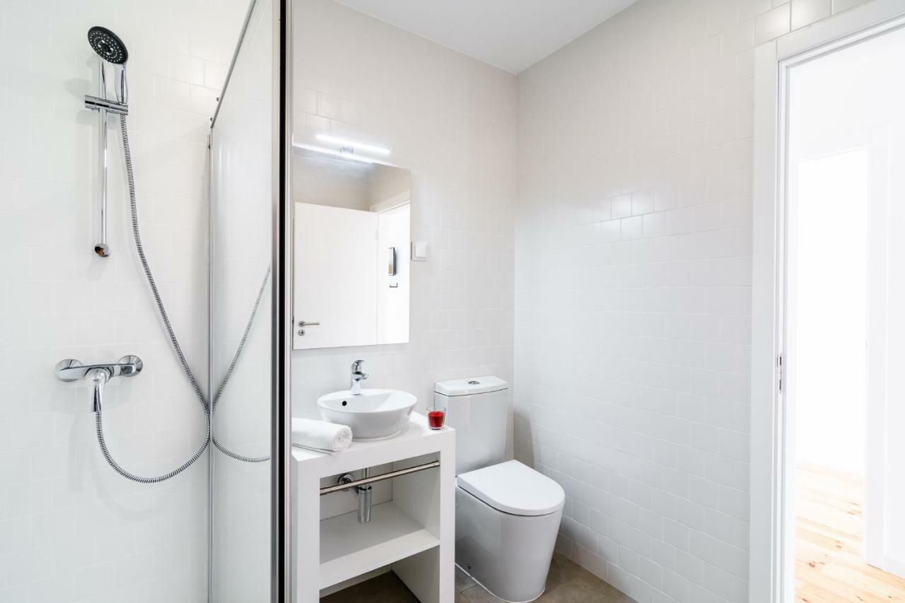 In2Lisbon - Kionga Suites מראה חיצוני תמונה